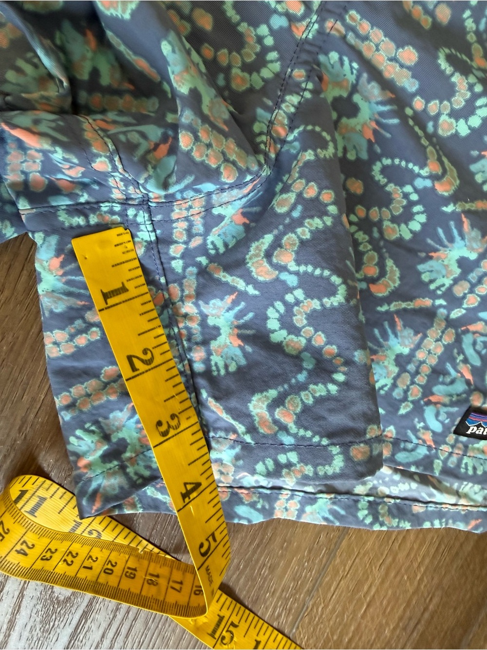 Patagonia Baggies Shorts Womens Small Blue Sunshine Dye 5 Inch Swim Print - Picture 2 of 7